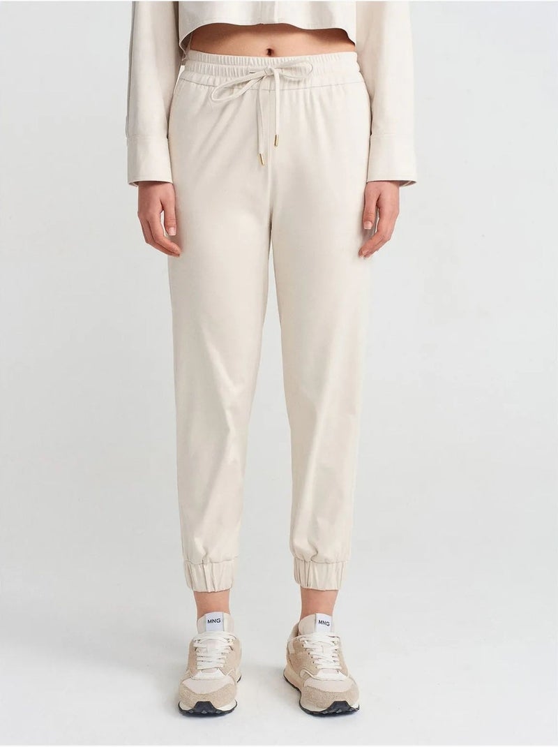 Pantalon Jogger Effet Daim Crème - Kiabi