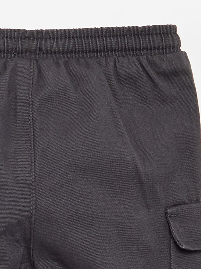 Pantalon jogger en twill avec poches à rabat Noir - Kiabi