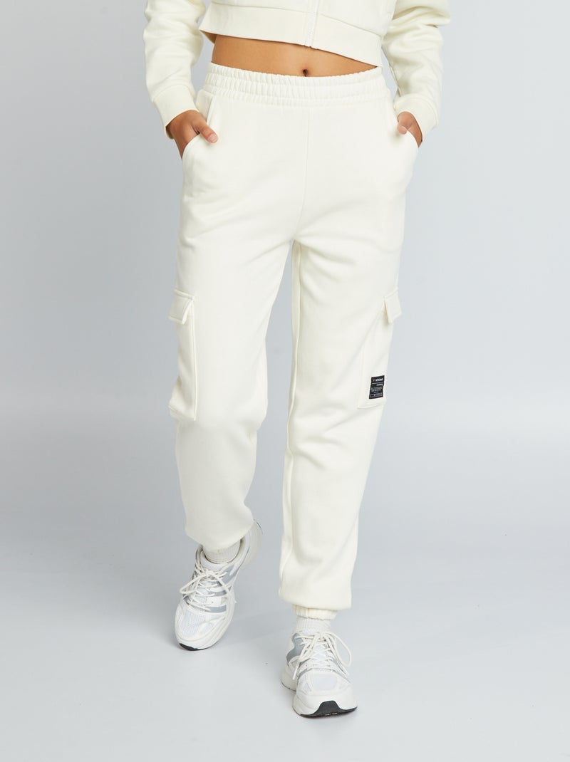 Pantalon jogging avec poches à revers Beige - Kiabi