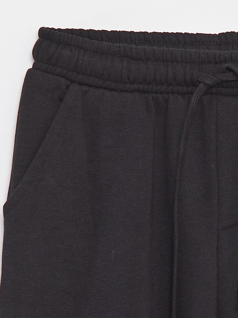 Pantalon jogging multipoches en molleton noir - Kiabi