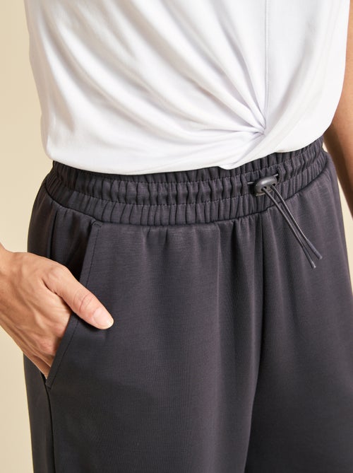 Pantalon jogging uni taille standard - Kiabi Pantalon jogging uni taille standard - Kiabi
