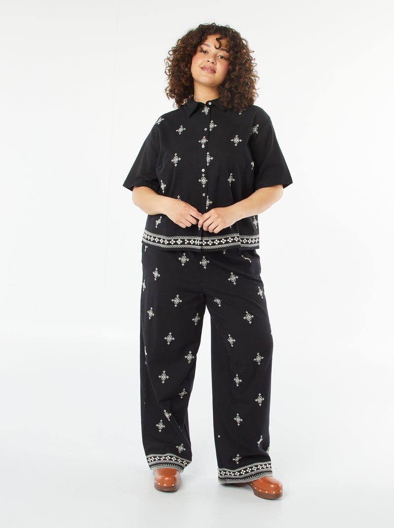 Pantalon large 3/4 brodé noir - Kiabi