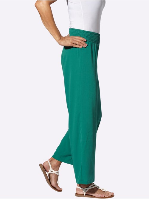 Pantalon large à ceinture smockée et longueur chevilles - Taille standard - Moda Vilona - Kiabi Pantalon large à ceinture smockée et longueur chevilles - Taille standard - Moda Vilona - Kiabi