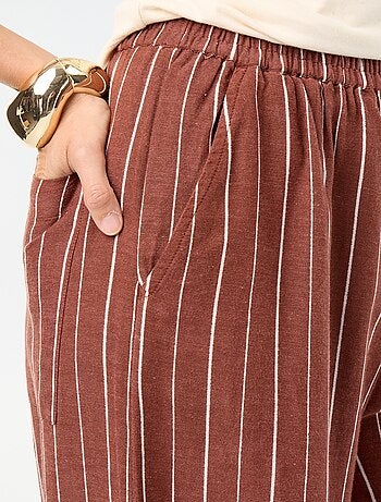 Pantalon large à la taille élastiquée