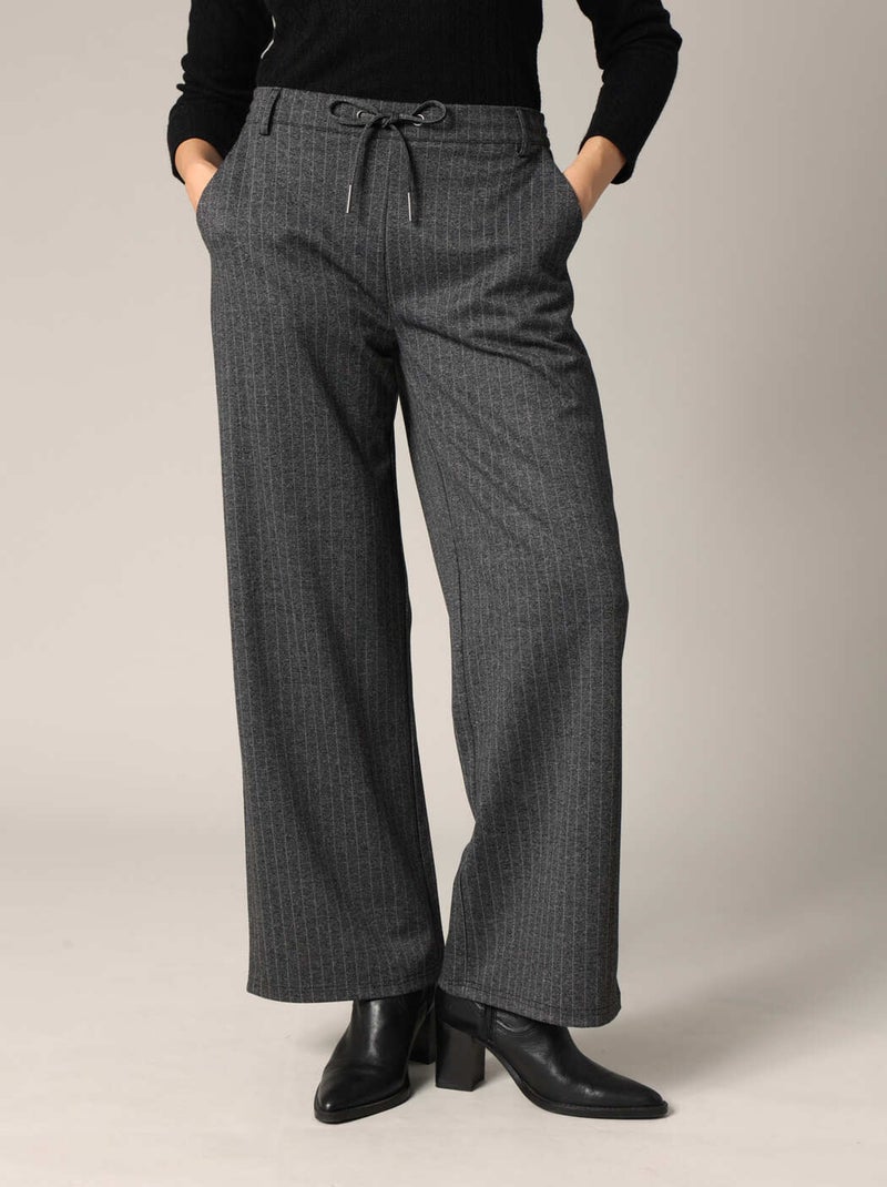 Pantalon large à pinces et rayures verticales 'Deeluxe' Gris foncé - Kiabi