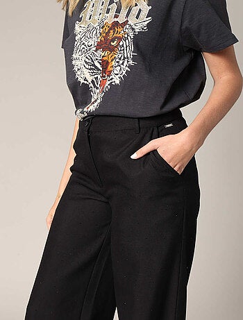 Pantalon large à plis et strass
'Deeluxe'