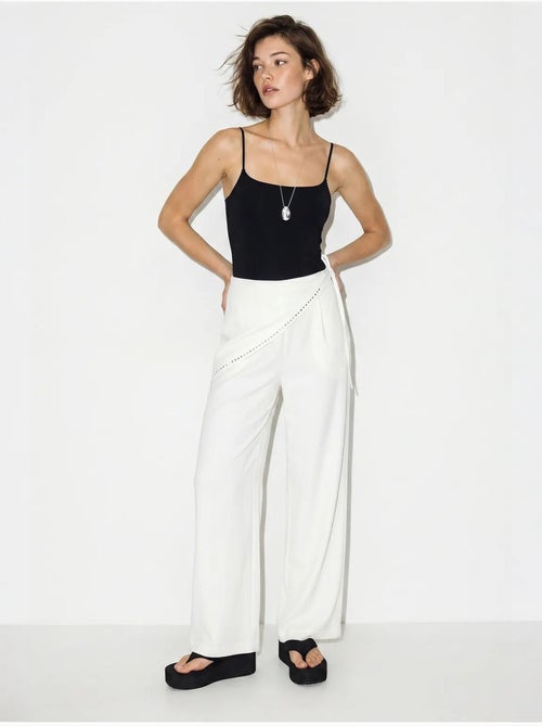 Pantalon large à taille élastique lucci - Kiabi Pantalon large à taille élastique lucci - Kiabi