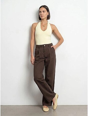 Pantalon large à taille mi-haute et plis dilvin