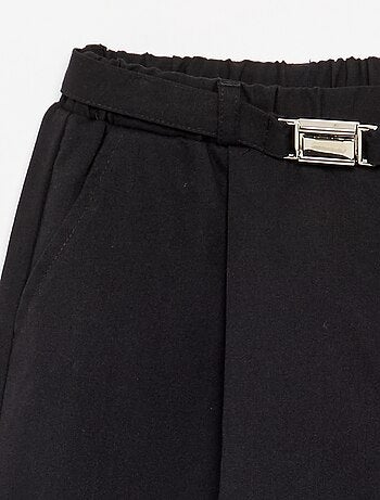 Pantalon large avec boucle à la taille