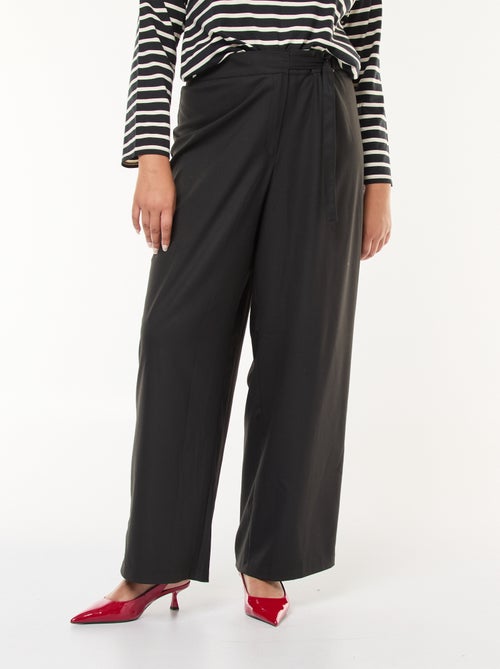 Pantalon large avec boucle dorée - Kiabi