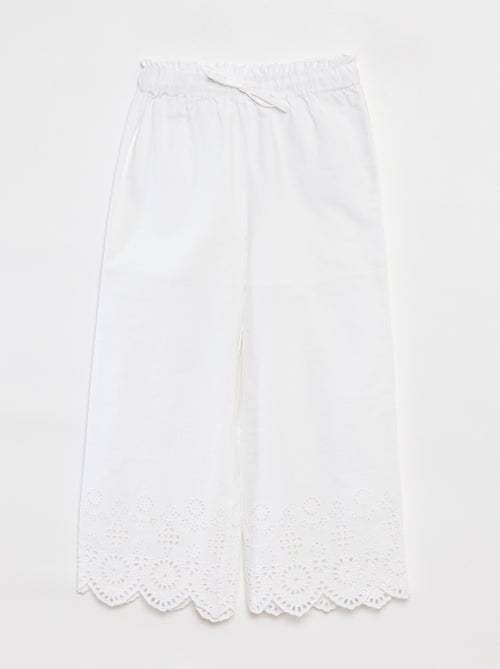 Pantalon large avec broderies anglaises - Kiabi
