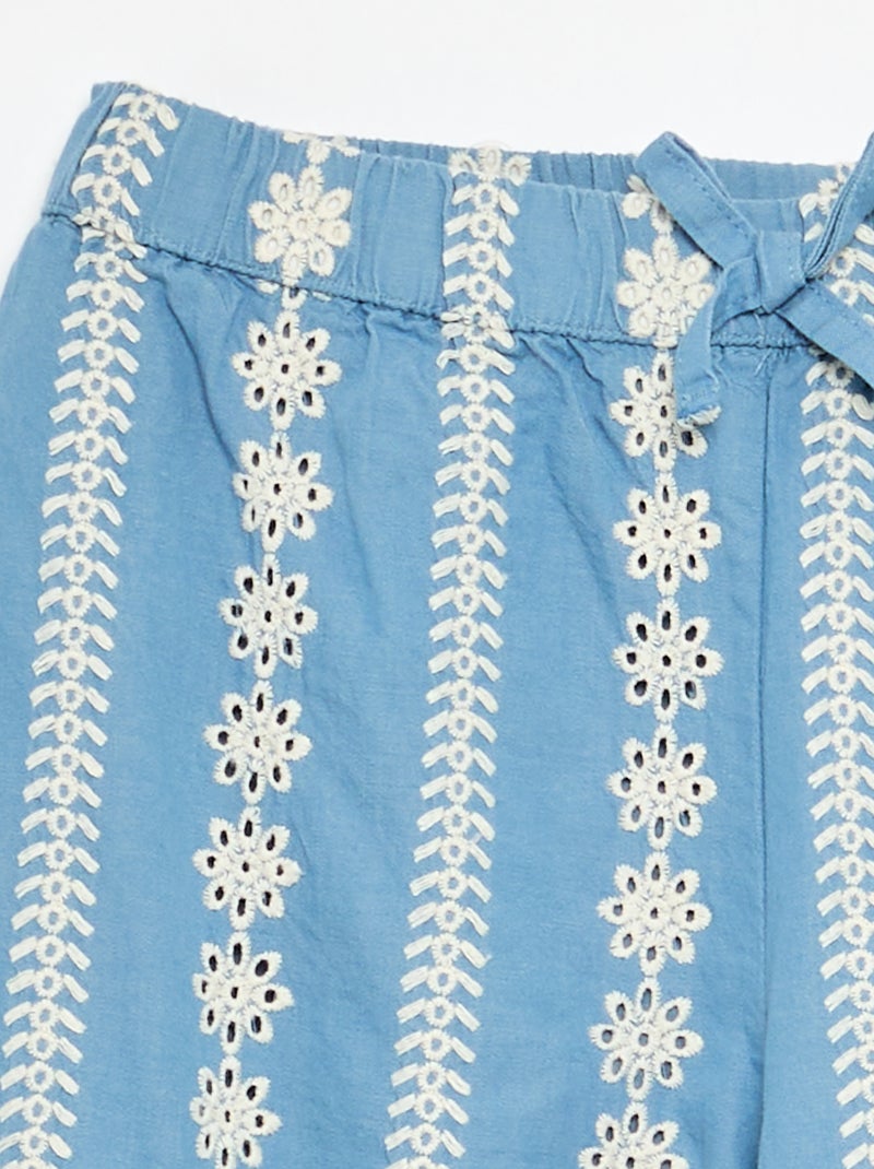 Pantalon large avec broderies anglaises Bleu - Kiabi