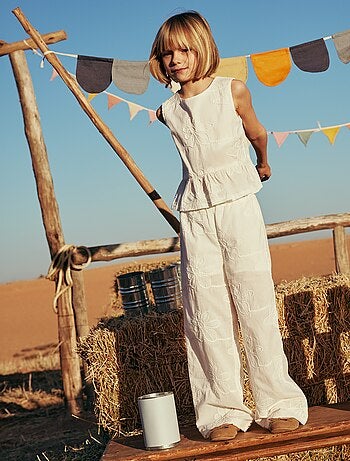 Pantalon large avec broderies