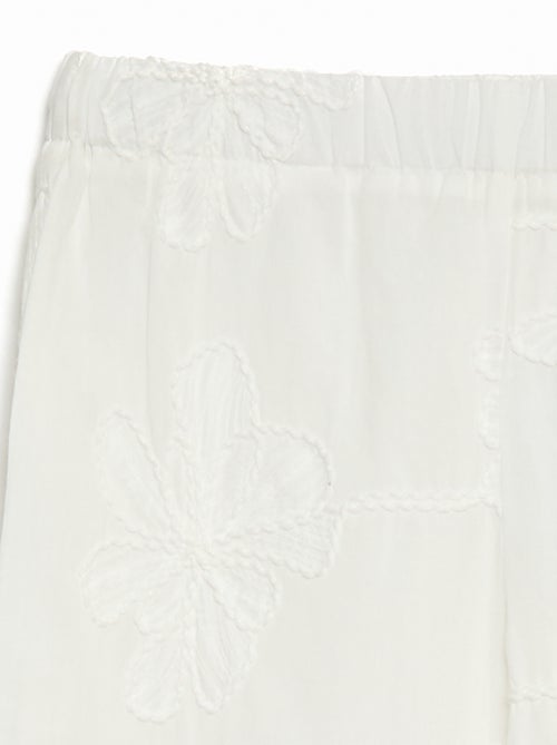 Pantalon large avec broderies - Kiabi