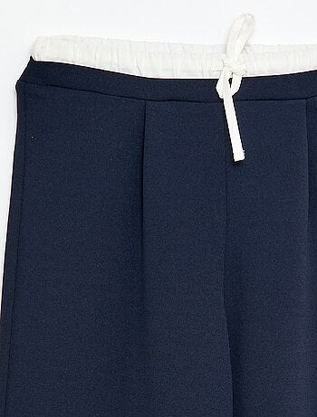 Pantalon large avec effet 2 en 1 avec style caleçon