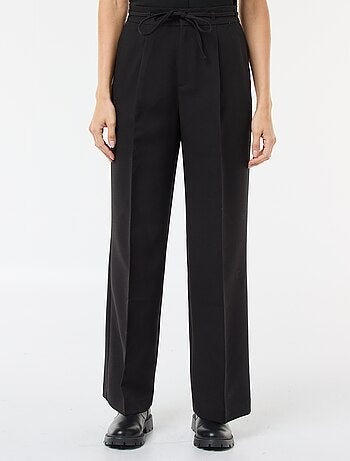 Pantalon large avec lien ceinture