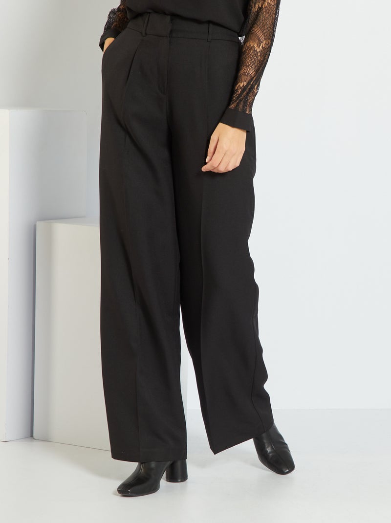 Pantalon large avec plis noir - Kiabi