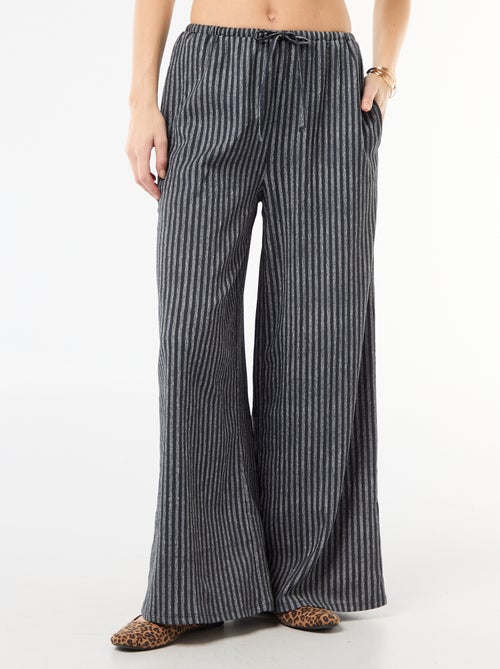 Pantalon large crêpé à 2 poches - Kiabi