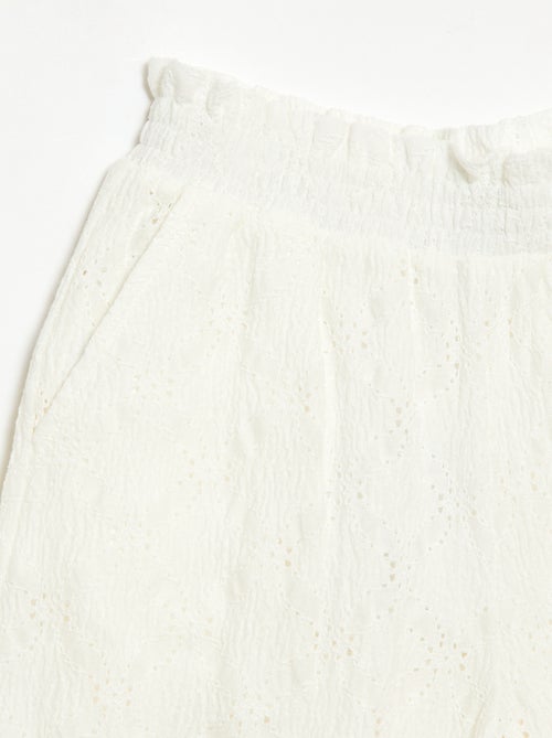 Pantalon large en broderie anglaise - Kiabi