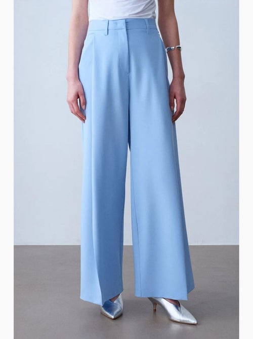 Pantalon large en crêpe à taille haute dilvin - Kiabi Pantalon large en crêpe à taille haute dilvin - Kiabi