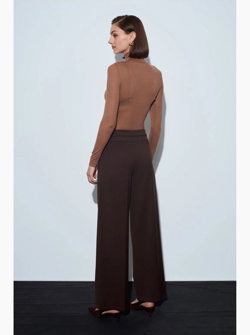 Pantalon large en crêpe à taille haute dilvin - Kiabi Pantalon large en crêpe à taille haute dilvin - Kiabi