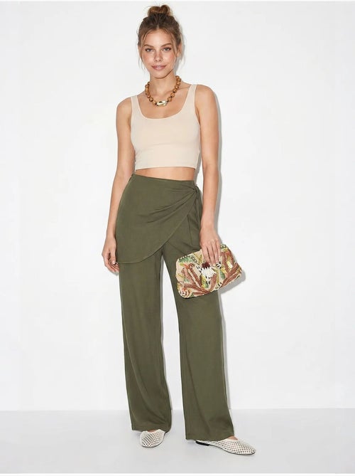 Pantalon large en crêpe à taille haute lucci - Kiabi Pantalon large en crêpe à taille haute lucci - Kiabi