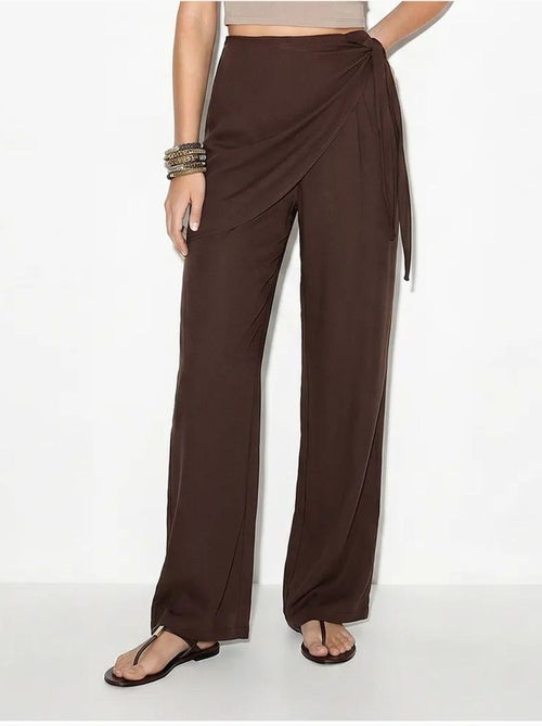Pantalon large en crêpe à taille haute lucci - Kiabi Pantalon large en crêpe à taille haute lucci - Kiabi