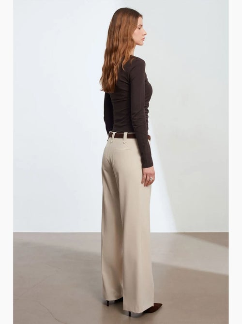 Pantalon large en crêpe à taille mi-haute dilvin - Kiabi Pantalon large en crêpe à taille mi-haute dilvin - Kiabi