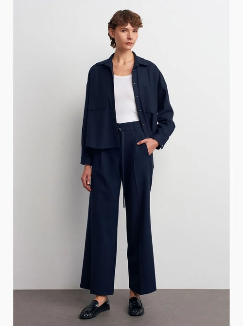 Pantalon large en crêpe avec ceinture dilvin - Kiabi Pantalon large en crêpe avec ceinture dilvin - Kiabi