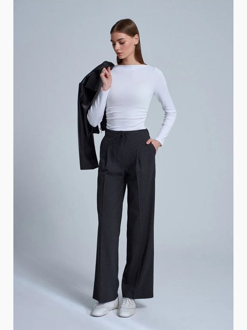Pantalon large en crêpe avec cordon dilvin - Kiabi