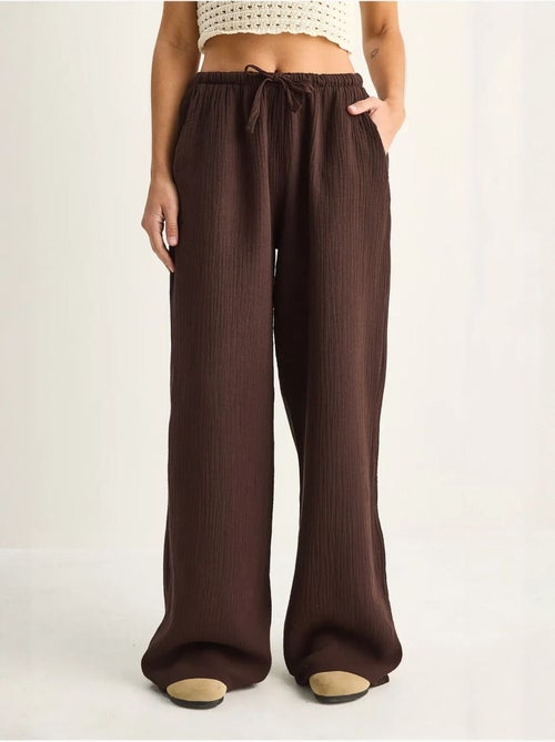 Pantalon large en crêpe de coton lucci - Kiabi Pantalon large en crêpe de coton lucci - Kiabi