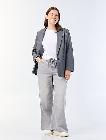 Pantalon large en denim avec ceinture à nouer
