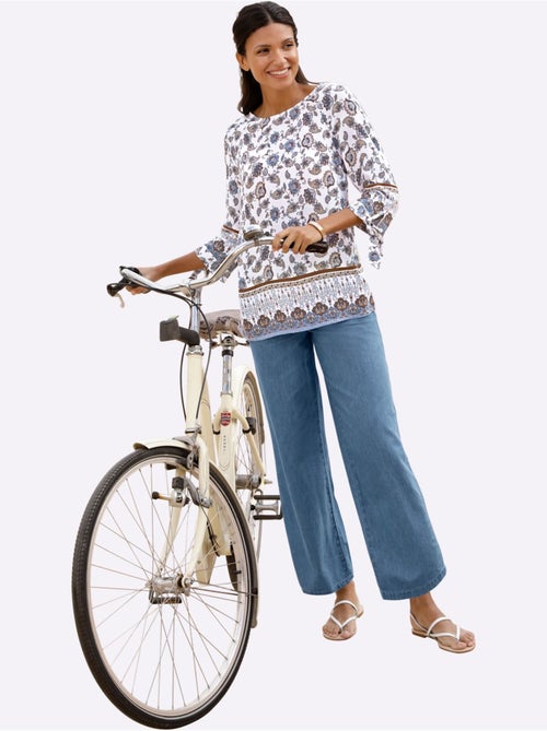 Pantalon large en jean léger avec poches et empiècements - Taille standard - Moda Vilona - Kiabi Pantalon large en jean léger avec poches et empiècements - Taille standard - Moda Vilona - Kiabi