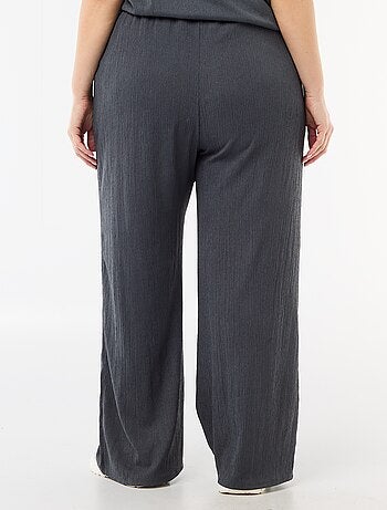 Pantalon large en maille crêpée