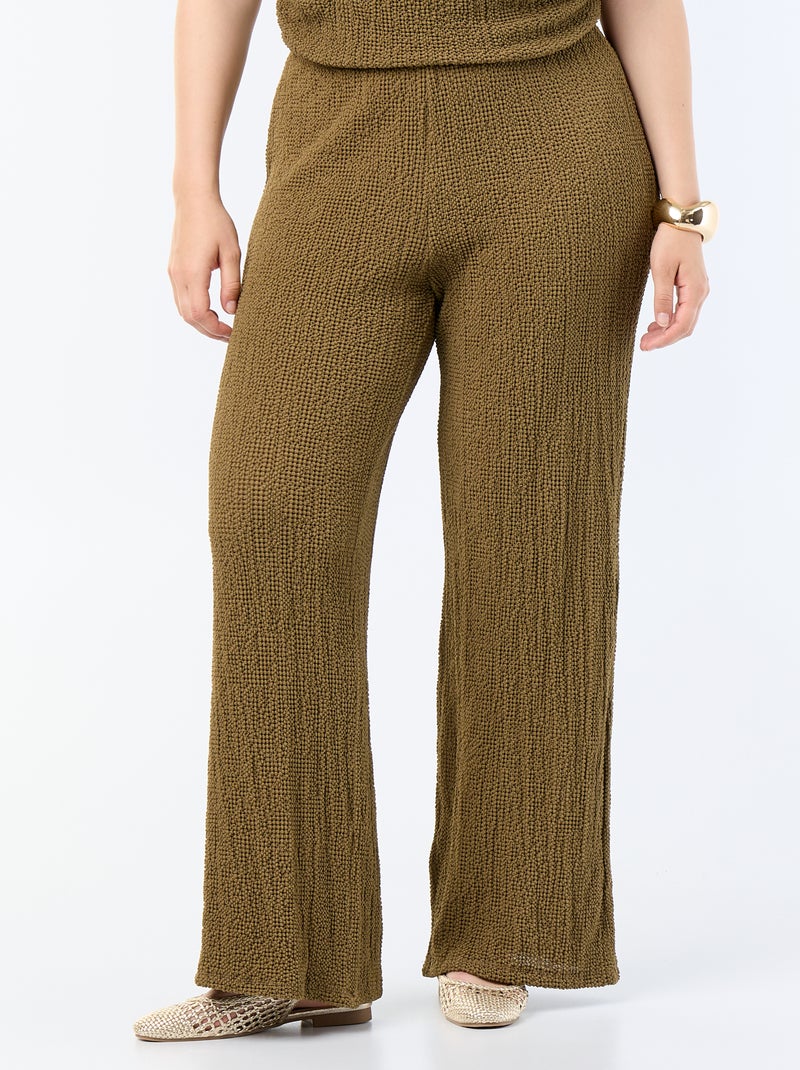 Pantalon large en maille gaufrée Kaki - Kiabi