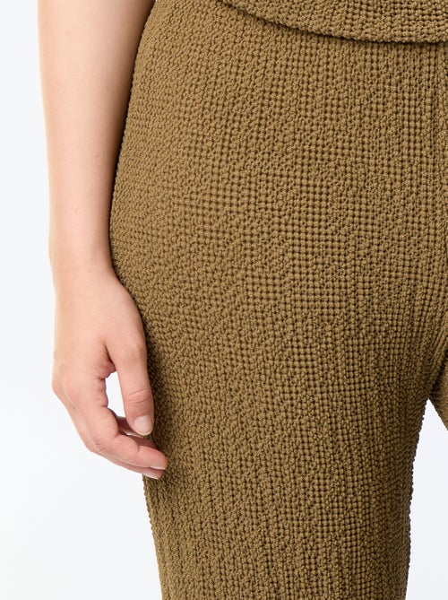 Pantalon large en maille gaufrée - Kiabi
