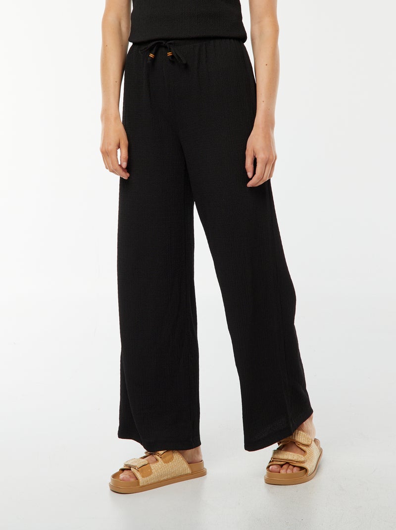 Pantalon large en maille gaufrée noir - Kiabi