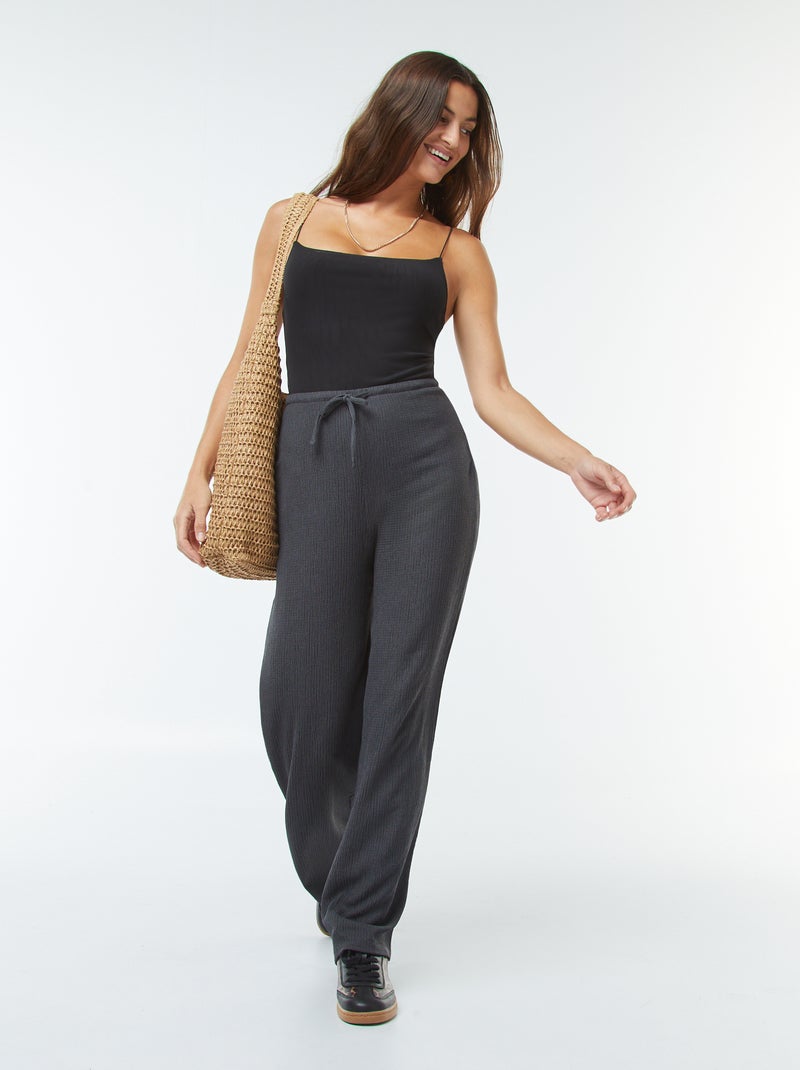 Pantalon large en maille plissée Gris foncé - Kiabi