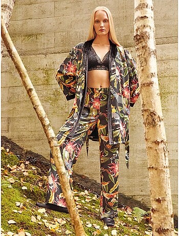 Pantalon large en satin avec imprimé tropical sophistiqué