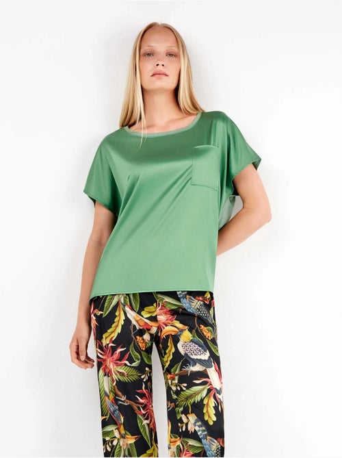 Pantalon large en satin avec imprimé tropical sophistiqué - Kiabi Pantalon large en satin avec imprimé tropical sophistiqué - Kiabi