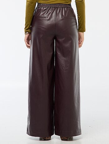 Pantalon large en simili lisse