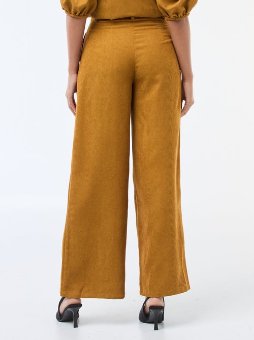 Pantalon large en velours côtelé - Kiabi