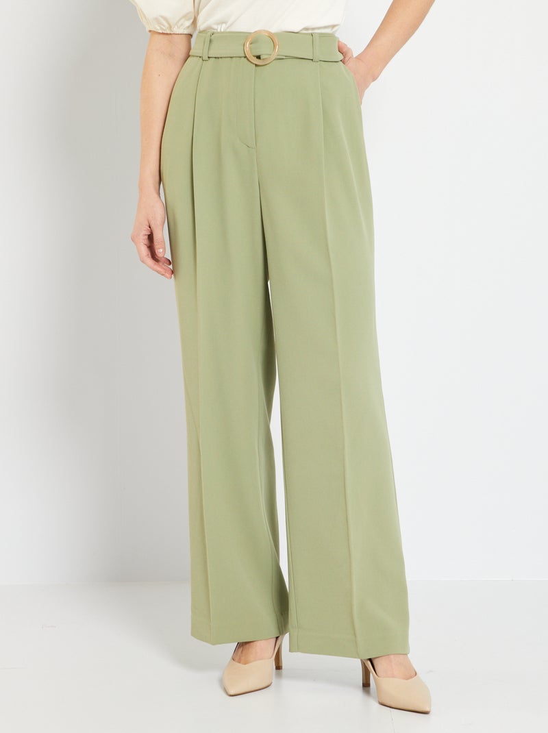 Pantalon large et fluide avec ceinture vert kaki - Kiabi