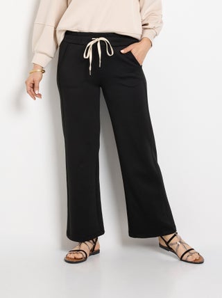 Pantalon large et fluide en maille douce
