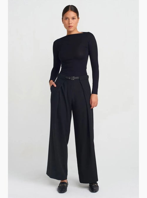 Pantalon large femme en crêpe avec ceinture dilvin - Kiabi Pantalon large femme en crêpe avec ceinture dilvin - Kiabi