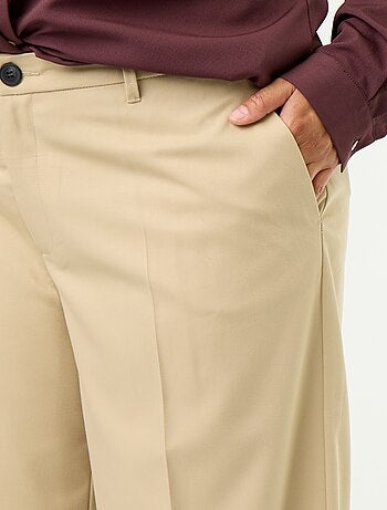Pantalon large taille haute ceinture et passants