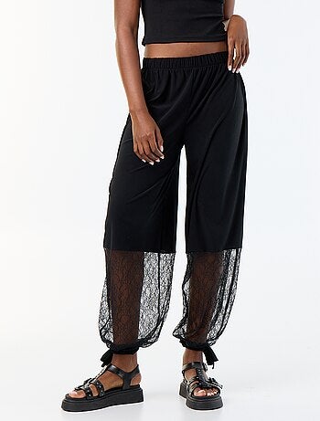 Pantalon large forme ballon avec base en dentelle