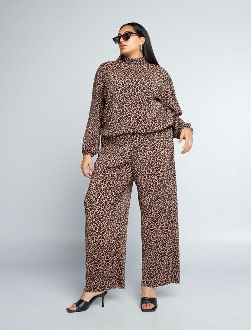 Pantalon large léopard en maille plissée - Kiabi