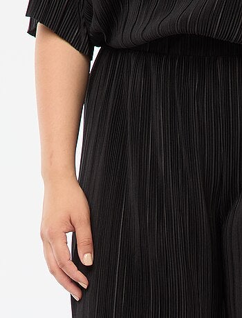 Pantalon large 'Only Carmakoma' en maille plissée
