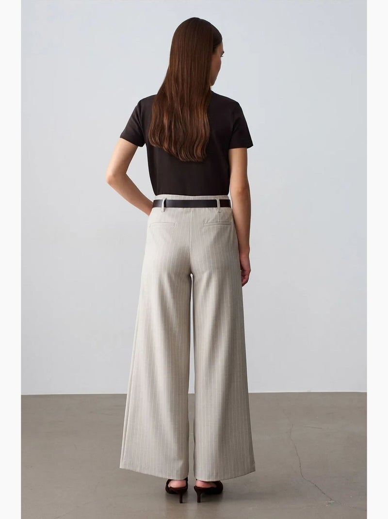 Pantalon large plissé à rayures dilvin Sable - Kiabi